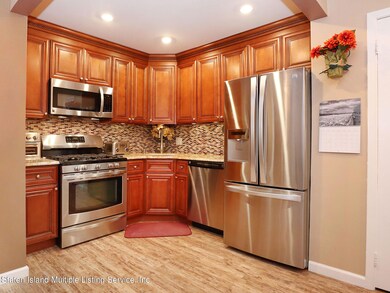 360 Barlow Ave unit 9, Staten Island, NY 10308 - photo 5