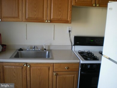 3829 28th Ave unit 24, Temple Hills, MD 20748 - photo 7