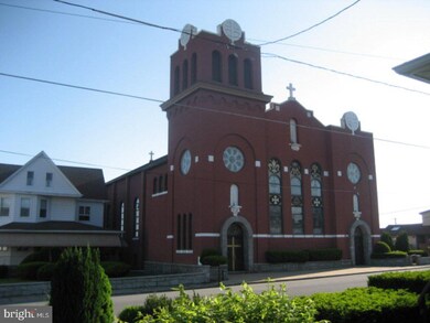 101 E Grant St, McAdoo, PA 18237 - photo 2