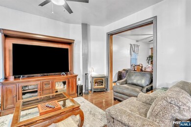 108 11th Ave W, Newark, NJ 07107 - photo 5