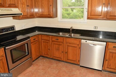 15319 Bauer Ln, Laurel, MD 20707 - photo 6