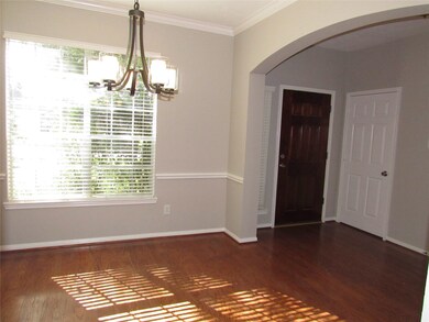 3519 Englewood Dr, Pearland, TX 77584 - photo 6