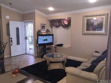 785 W Palm St, Compton, CA 90220 - photo 4