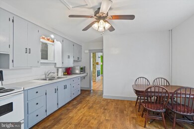 257 S Walnut St, Dallastown, PA 17313 - photo 6