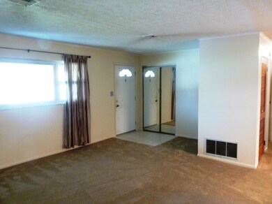 781 Cottrell Dr, Columbus, OH 43228 - photo 4