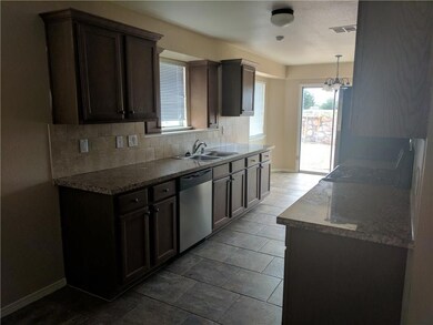 11531 Flor Liatris Dr, Socorro, TX 79927 - photo 7