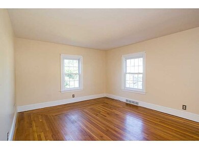 103 Osceola Ave, Warwick, RI 02888 - photo 4