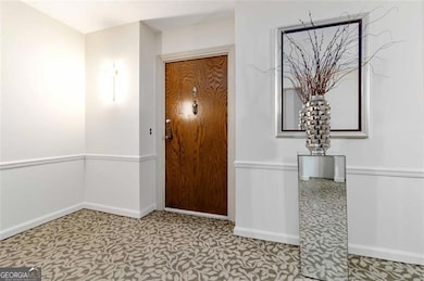 The Barclay unit 5A, Atlanta, GA 30305 - photo 2