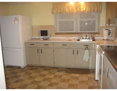 34 Debbie Rd, Brockton, MA 02302 - photo 4