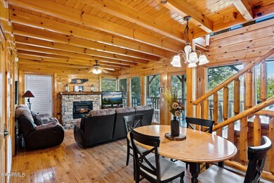 1413 Eagle Cloud Way