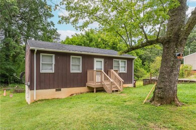 618 Wesley Dr, High Point, NC 27260 - photo 2