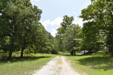 gravel road to property