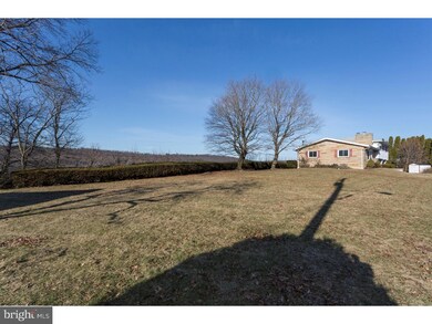 313 Grove St, Orwigsburg, PA 17961 - photo 3