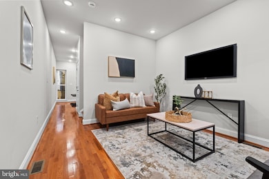 2103 Mcculloh St, Baltimore, MD 21217 - photo 2