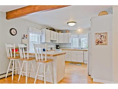 13 Merrill Rd, Freeport, ME 04032 - photo 2