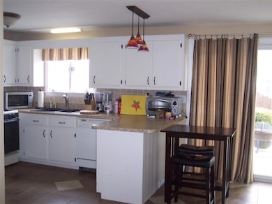 118 Captain Ellis Ln, Hyannis, MA 02601 - photo 4