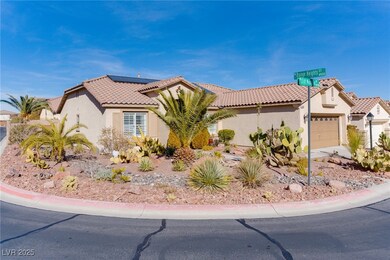 10708 Cliff Mountain Ave, Las Vegas, NV 89129 - photo 6