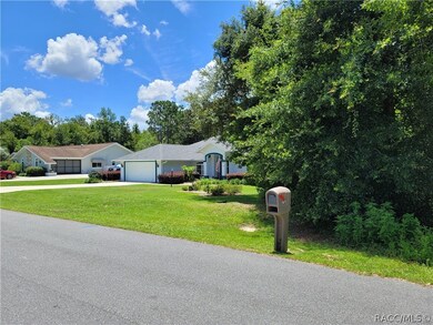 1664 E Saint James Loop, Inverness, FL 34453 - photo 3