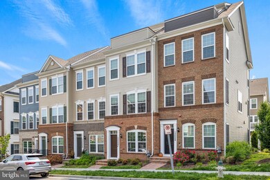 13026 Ebenezer Chapel Dr, Clarksburg, MD 20871 - photo 2