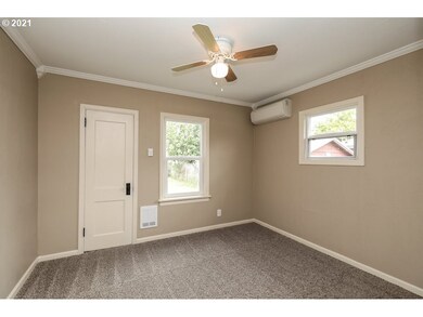 3158 Garfield St, Longview, WA 98632 - photo 6