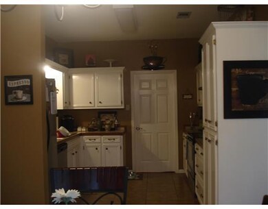 304 Twin Oaks Rd E, Pineville, LA 71360 - photo 4