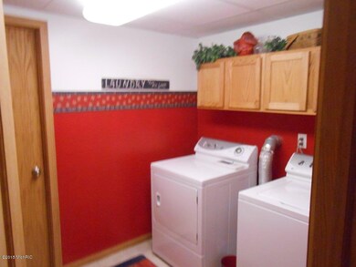 3579 7th St, Wayland, MI 49348 - photo 6