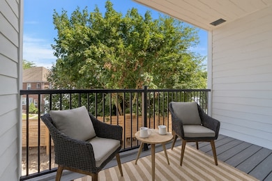 106 River St unit 2, Newton, MA 02465 - photo 2