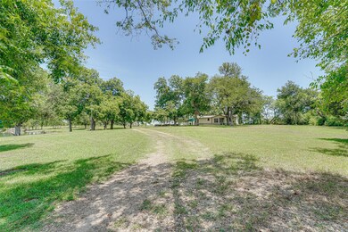 7431 Fm 1181, Ennis, TX 75119 - photo 4