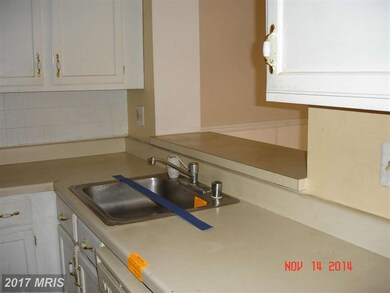 3322 Tapestry Cir, Burtonsville, MD 20866 - photo 4