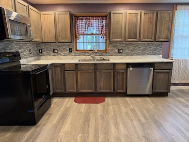 201 E Clarinda Ave, Shenandoah, IA 51601 - photo 4