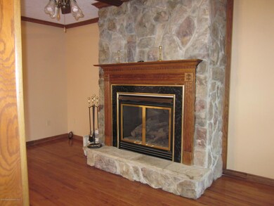 1339 Rundle St, Scranton, PA 18504 - photo 6