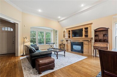 1821 SW Napa Valley Dr, Lees Summit, MO 64082 - photo 7