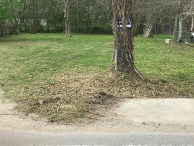 4607 E Crosstimbers St, Houston, TX 77016 - photo 5