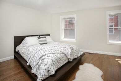 60 Salem St unit PH02, Boston, MA 02113 - photo 5