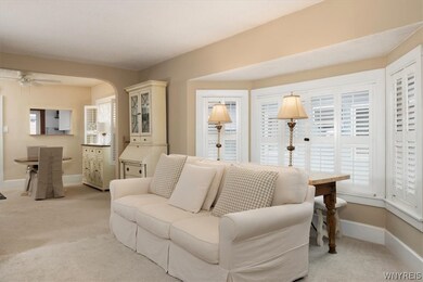 Living Room, Open, Airy, Bright