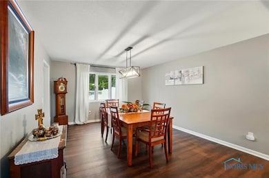 2000 Rush Creek Ct, Findlay, OH 45840 - photo 7