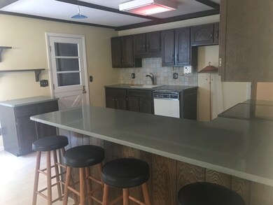 662 Pratt Corner Rd, Amherst, MA 01002 - photo 7