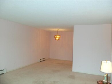 Dining Room 12 X10  DINING AREA