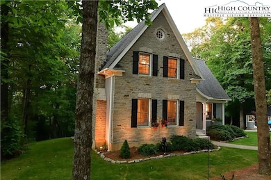 21 Maple Leaf Ln, Glade Valley, NC 28627 - photo 2