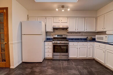 305 N River Glen Ave, Elmhurst, IL 60126 - photo 7