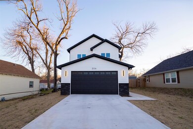 206 E Munson St, Denison, TX 75021 - photo 3