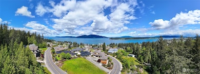 2907 17th St, Anacortes, WA 98221 - photo 3