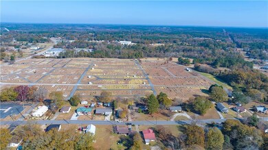 44 Clairmont Ave, Elberton, GA 30635 - photo 7