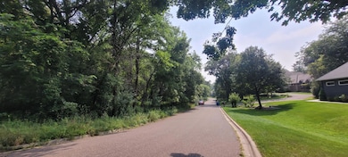 4893 Woodhurst Ln, Minnetonka, MN 55345 - photo 2