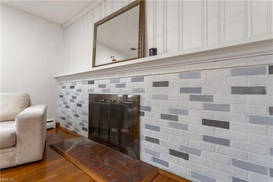 BEAUTIFUL FIREPLACE WALL