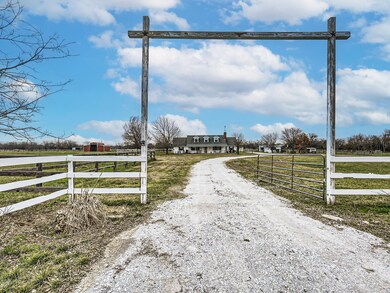 Grand Estate Entry. Put your ranch sign here!