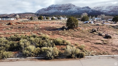 1297 E Cactus Dr, Apple Valley, UT 84737 - photo 3