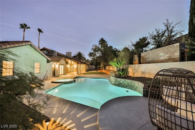 1871 Ski Slope Cir, Las Vegas, NV 89117 - photo 2