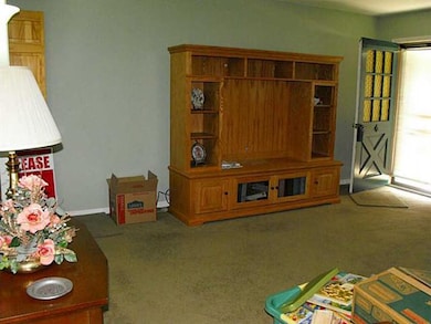 127 Cawthorn Dr, Slidell, LA 70458 - photo 2