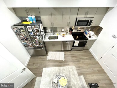 1231 Vine St unit 7, Philadelphia, PA 19107 - photo 5